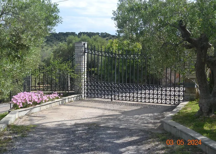 Beautiful Maisonette *