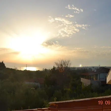 Beautiful Maisonette Vila *