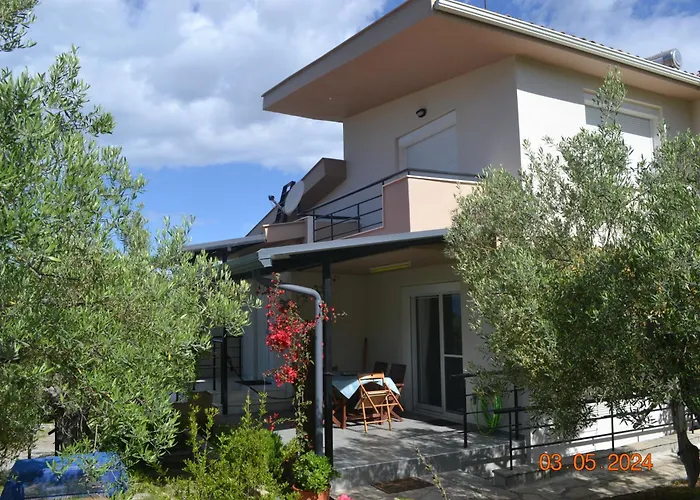 Βίλα Beautiful Maisonette *